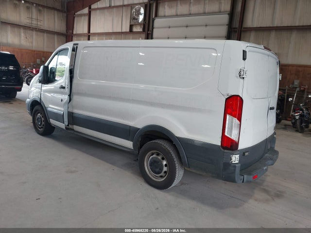 45968220 :رقم المزاد ، 1FTNR1YV5FKA69376 vin ، 2015 Ford Transit-250 مزاد بيع