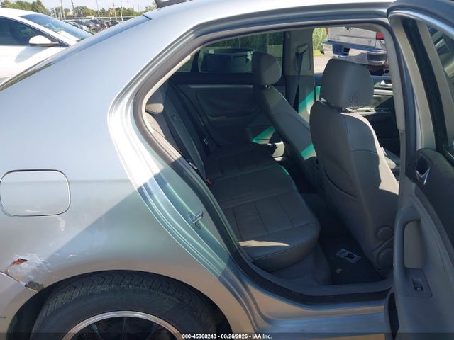Продажа на аукционе авто 2006 Volkswagen Jetta 2.5, vin: 3VWSG71K76M726860, номер лота: 45968243