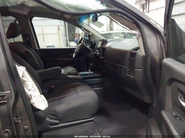 Nissan TITAN SV 2015 1N6AA0EC7FN513632 Image 5