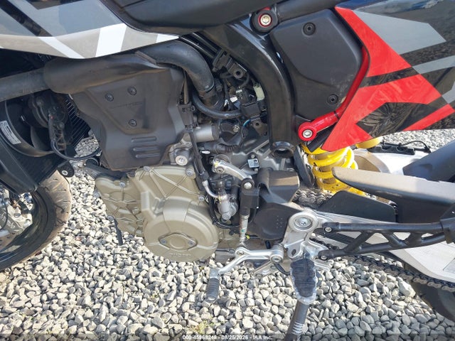 Ducati Hypermotard 2026 ZDMBAS2N6TB004805 Image 9