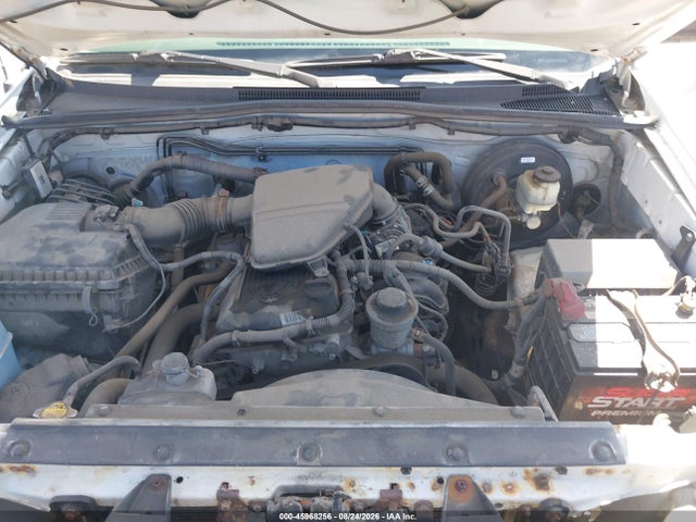 5TFNX4CN3EX041415 Toyota Tacoma