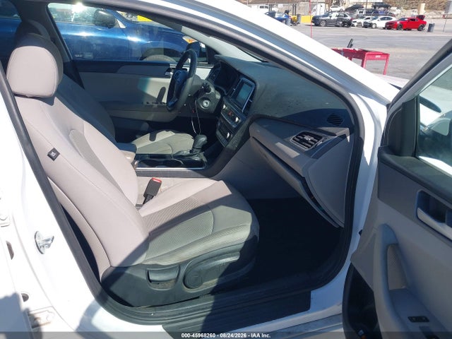 5NPE24AF4JH607825 Hyundai SONATA SE