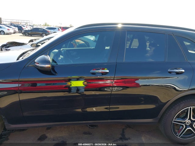 Продаж на аукціоні авто 2022 Mercedes-benz Glc 300 Suv, vin: W1N0G8DB3NV385465, номер лоту: 45968271