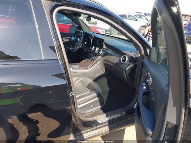 Продаж на аукціоні авто 2022 Mercedes-benz Glc 300 Suv, vin: W1N0G8DB3NV385465, номер лоту: 45968271