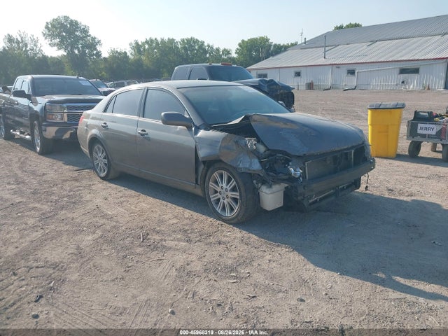 Продажа на аукционе авто 2005 Toyota Avalon Limited, vin: 4T1BK36B45U060727, номер лота: 45968319