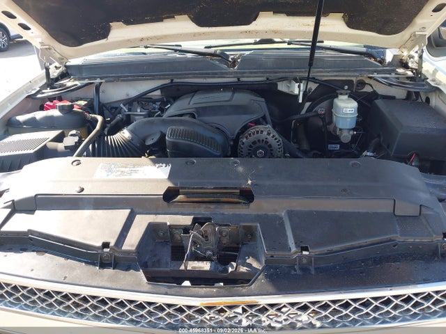 45968351 :رقم المزاد ، 1GNUKCE00AR276978 vin ، 2010 Chevrolet Tahoe Ltz مزاد بيع