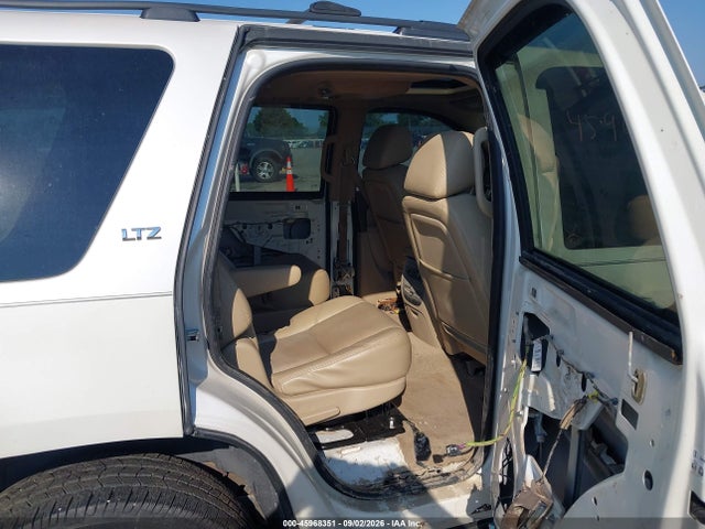 45968351 :رقم المزاد ، 1GNUKCE00AR276978 vin ، 2010 Chevrolet Tahoe Ltz مزاد بيع