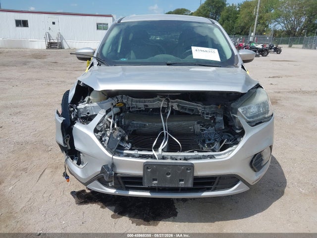 45968355 :رقم المزاد ، 1FMCU9GD3HUD10870 vin ، 2017 Ford Escape Se مزاد بيع