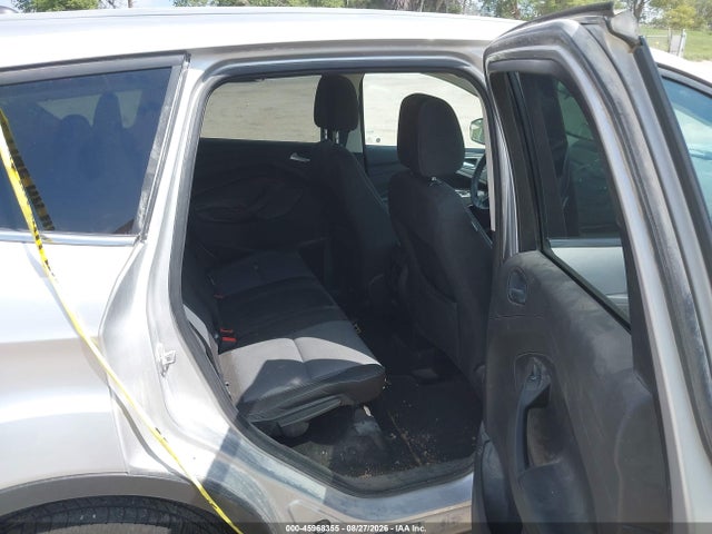 45968355 :رقم المزاد ، 1FMCU9GD3HUD10870 vin ، 2017 Ford Escape Se مزاد بيع