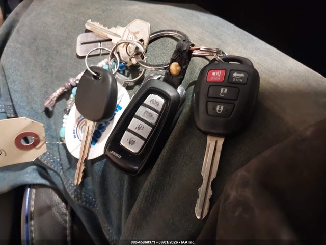 Aukcja sprzedaży 2017 Toyota Corolla Se, vin: 2T1BURHE4HC801789, numer aukcji: 45968371