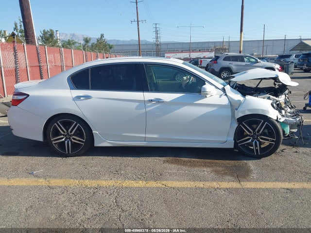 2016 Honda Accord Touring მანქანა იყიდება აუქციონზე, vin: 1HGCR3F99GA035930, აუქციონის ნომერი: 45968378