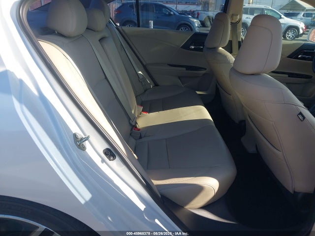 2016 Honda Accord Touring მანქანა იყიდება აუქციონზე, vin: 1HGCR3F99GA035930, აუქციონის ნომერი: 45968378
