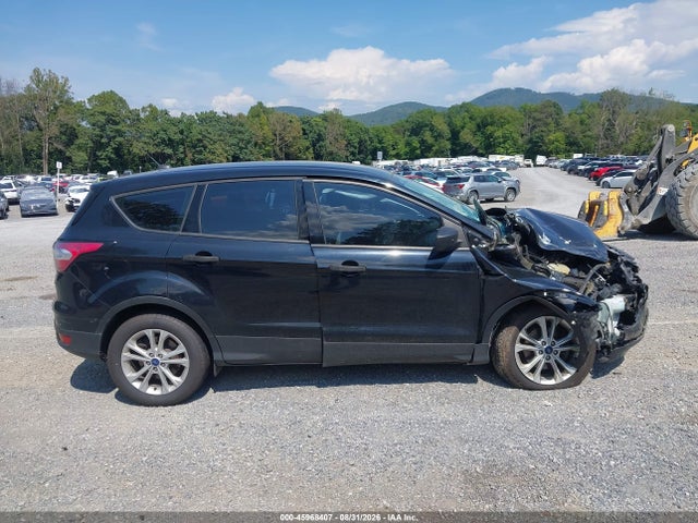 Продажа на аукционе авто 2017 Ford Escape S, vin: 1FMCU0F71HUC46819, номер лота: 45968407