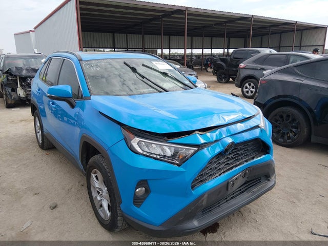 45968411 :رقم المزاد ، 2T3W1RFV9LW096211 vin ، 2020 Toyota Rav4 Xle مزاد بيع