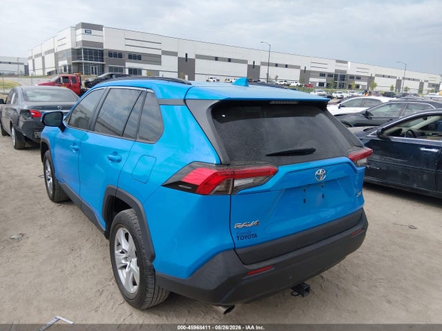 45968411 :رقم المزاد ، 2T3W1RFV9LW096211 vin ، 2020 Toyota Rav4 Xle مزاد بيع