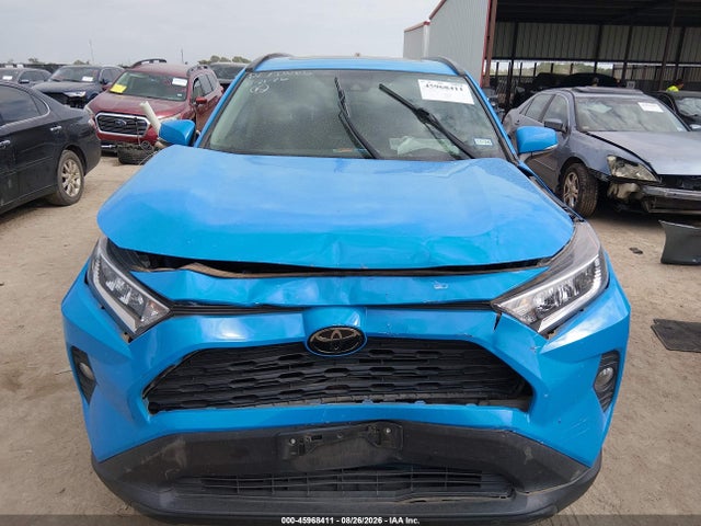 45968411 :رقم المزاد ، 2T3W1RFV9LW096211 vin ، 2020 Toyota Rav4 Xle مزاد بيع