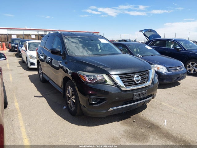 Nissan Pathfinder S 2017 5N1DR2MM7HC910749 zdjęcie główne