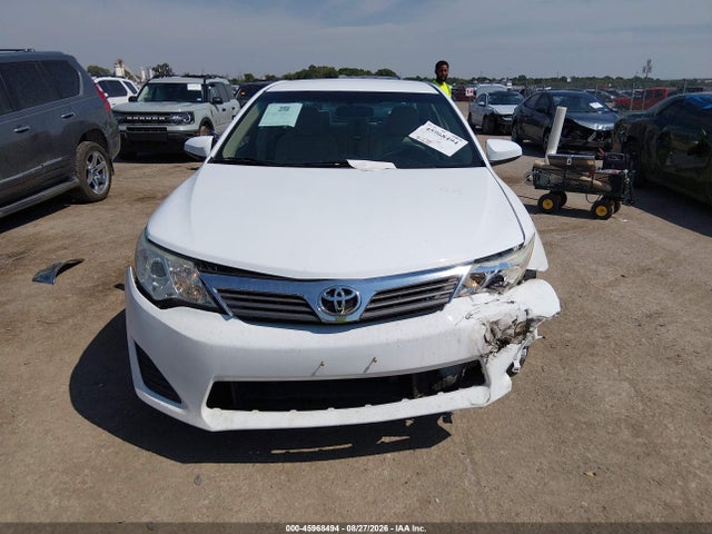 45968494 :رقم المزاد ، 4T1BF1FK3EU847208 vin ، 2014 Toyota Camry L مزاد بيع