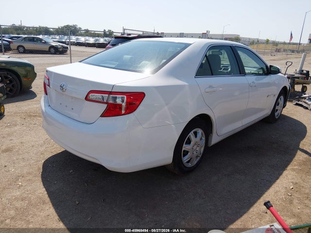 45968494 :رقم المزاد ، 4T1BF1FK3EU847208 vin ، 2014 Toyota Camry L مزاد بيع