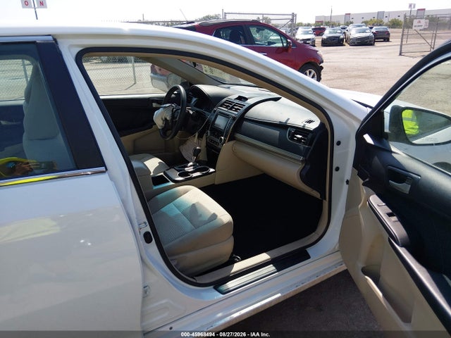 45968494 :رقم المزاد ، 4T1BF1FK3EU847208 vin ، 2014 Toyota Camry L مزاد بيع