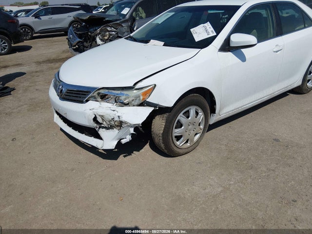 45968494 :رقم المزاد ، 4T1BF1FK3EU847208 vin ، 2014 Toyota Camry L مزاد بيع
