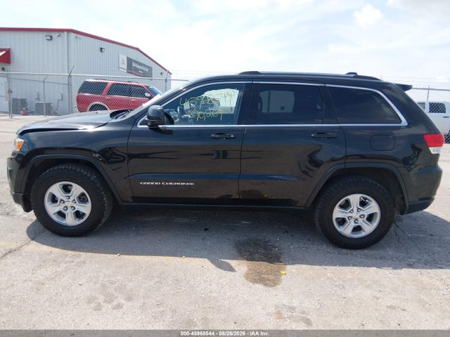 2016 Jeep Grand Cherokee Laredo მანქანა იყიდება აუქციონზე, vin: 1C4RJFAG8GC317357, აუქციონის ნომერი: 45968544