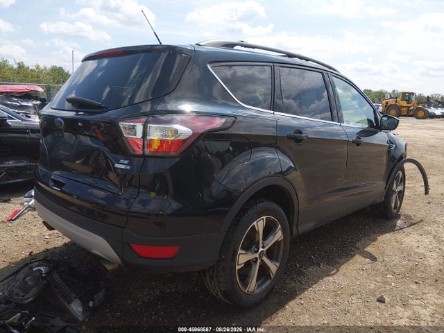 Продажа на аукционе авто 2017 Ford Escape Se, vin: 1FMCU9G96HUB75993, номер лота: 45968587