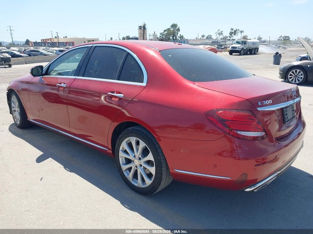WDDZF4JB2HA088476 Mercedes-Benz E 300
