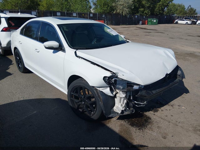 2015 Volkswagen Passat 2.0l Tdi Se მანქანა იყიდება აუქციონზე, vin: 1VWBV7A33FC093967, აუქციონის ნომერი: 45968595