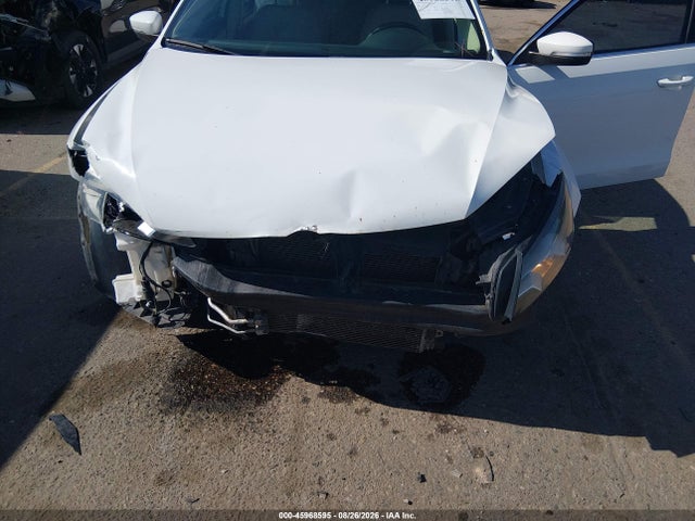 2015 Volkswagen Passat 2.0l Tdi Se მანქანა იყიდება აუქციონზე, vin: 1VWBV7A33FC093967, აუქციონის ნომერი: 45968595