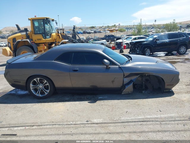 2C3CDZBT9GH210281 Dodge Challenger R/t