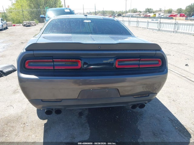 2C3CDZBT9GH210281 Dodge Challenger R/t