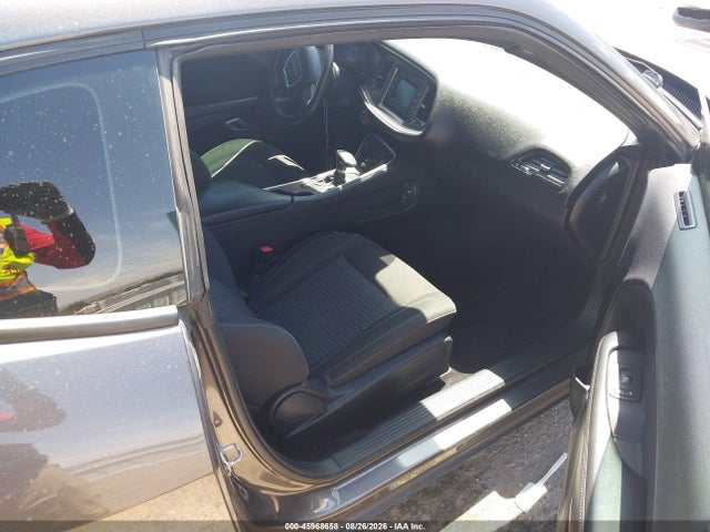 2C3CDZBT9GH210281 Dodge Challenger R/t