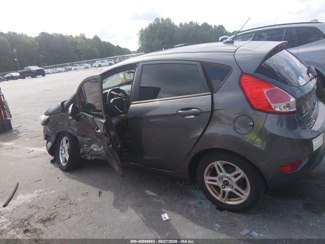 45968683 :رقم المزاد ، 3FADP4EJ7KM102777 vin ، 2019 Ford Fiesta Se مزاد بيع