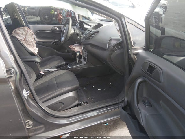 45968683 :رقم المزاد ، 3FADP4EJ7KM102777 vin ، 2019 Ford Fiesta Se مزاد بيع