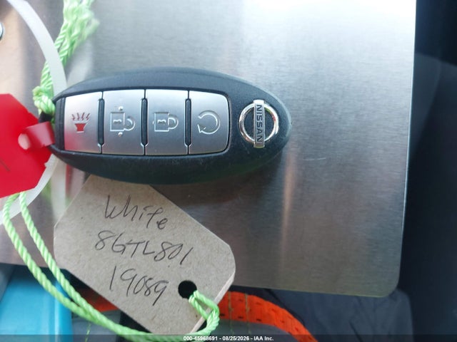 5N1DR2MN6JC619089 Nissan Pathfinder Sv