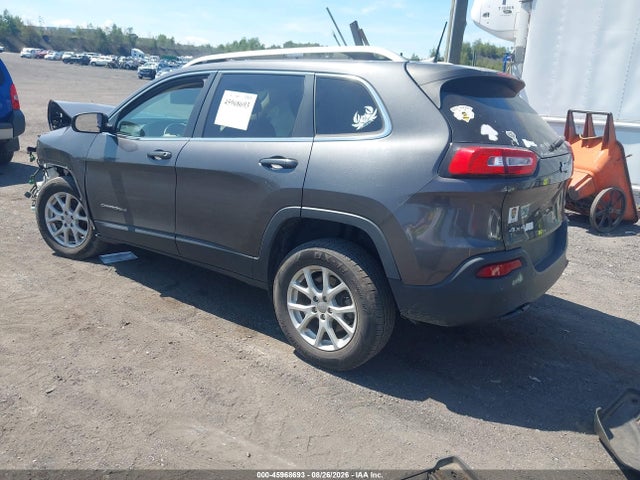 Auction sale of the 2016 Jeep Cherokee Latitude, vin: 1C4PJMCBXGW318389, lot number: 45968693
