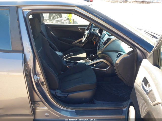 Продаж на аукціоні авто 2017 Hyundai Veloster, vin: KMHTC6AD8HU305948, номер лоту: 45968736