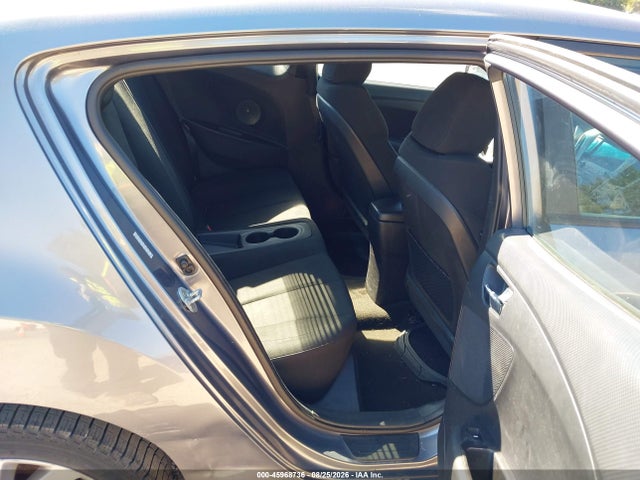Продаж на аукціоні авто 2017 Hyundai Veloster, vin: KMHTC6AD8HU305948, номер лоту: 45968736