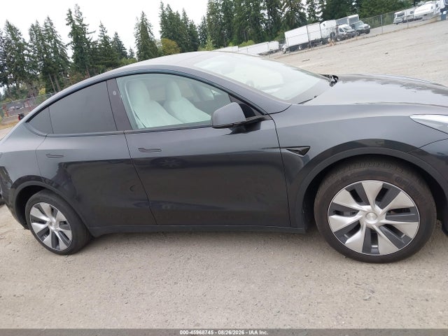 7SAYGDEE6RF995640 Tesla Model Y Long Range Dual Motor All-wheel Drive