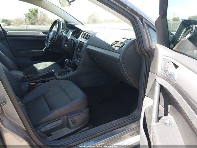 45968750 :رقم المزاد ، 3VW217AU2FM096913 vin ، 2015 Volkswagen Golf Tsi S 4-door مزاد بيع