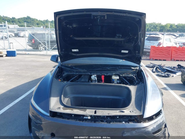 Продажа на аукционе авто 2026 Tesla Model Y All-wheel Drive/long Range Launch Series/premium All-wheel Drive, vin: 7SAYGDEE4TF398168, номер лота: 45968787