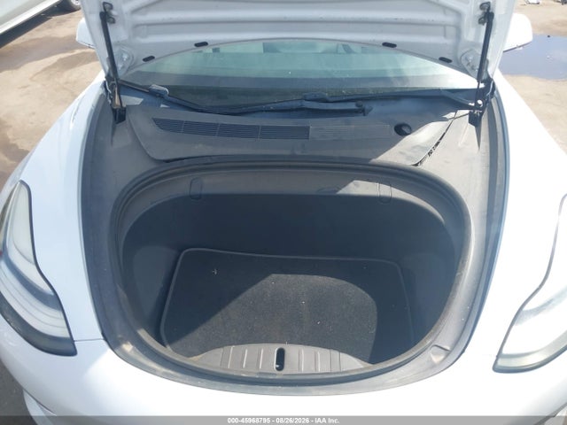 Tesla Model 3 Long Range/performance 2019 5YJ3E1EBXKF494757 Image 10