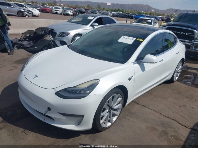 Tesla Model 3 Long Range/performance 2019 5YJ3E1EBXKF494757 Image 2