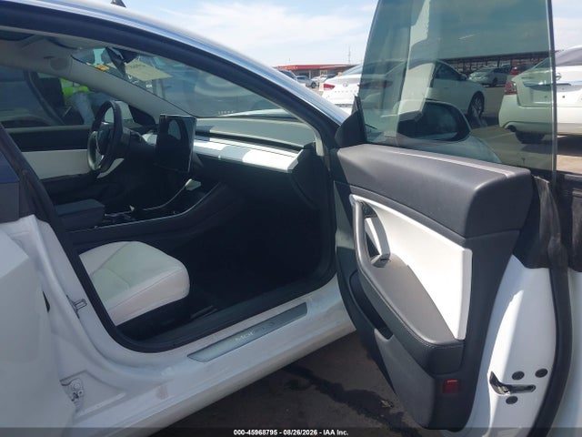 Tesla Model 3 Long Range/performance 2019 5YJ3E1EBXKF494757 Image 5