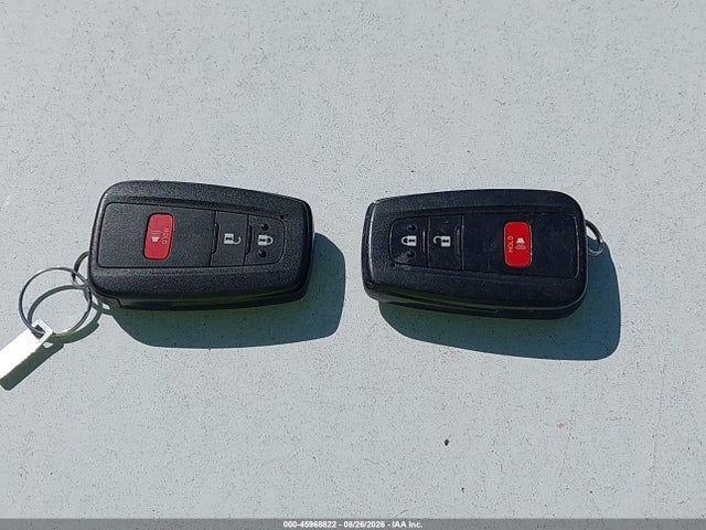 Toyota Prius Two 2018 JTDKBRFU1J3073038 Image 11