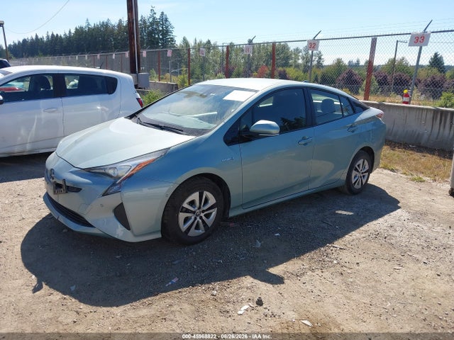 Toyota Prius Two 2018 JTDKBRFU1J3073038 Image 2