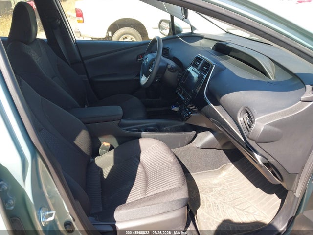 Toyota Prius Two 2018 JTDKBRFU1J3073038 Image 5