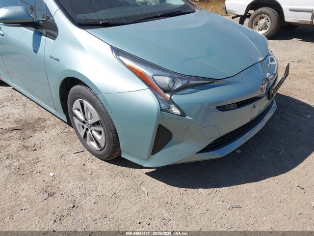 Toyota Prius Two 2018 JTDKBRFU1J3073038 Image 6
