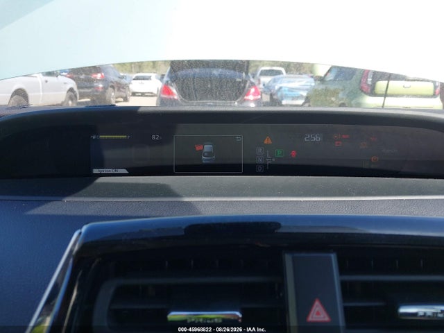Toyota Prius Two 2018 JTDKBRFU1J3073038 Image 7